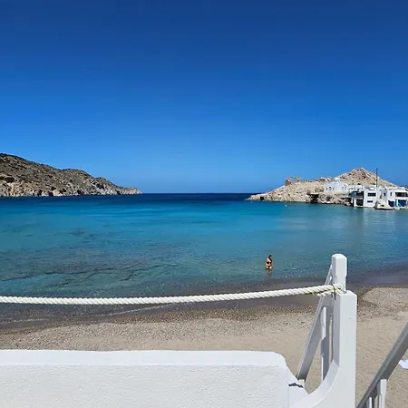 Blu Intenso Boathouse