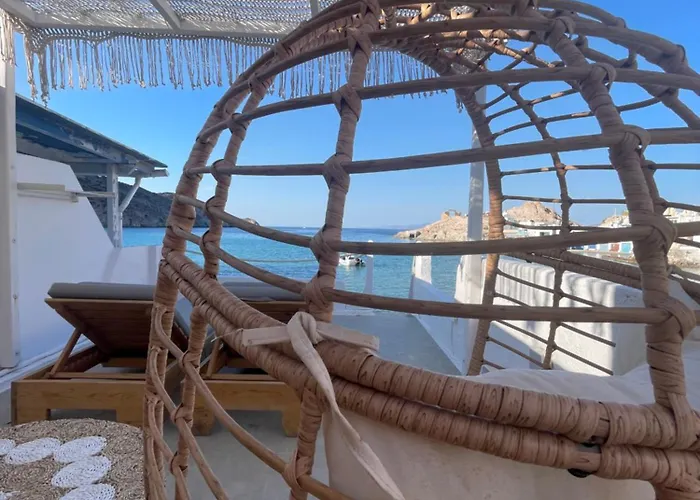 Feriehus Blu Intenso Boathouse Firopotamos